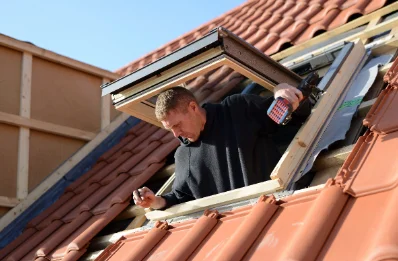 Pose de fenêtres de toit Velux à Trichey